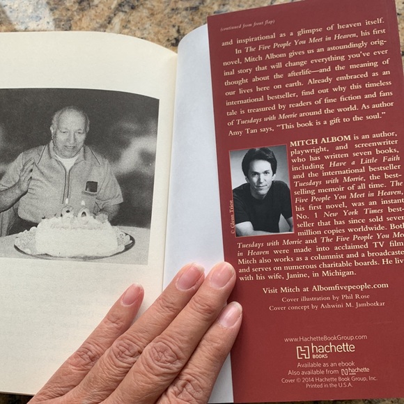 THE FIVE PEOPLE YOU MEET IN HEAVEN BY MUTCH ALBOM - Picture 6 of 7